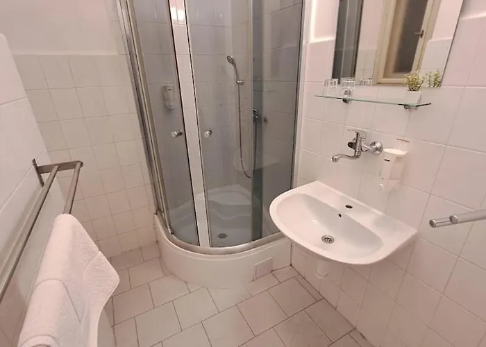 아파트 Flat In Zizkov -402- *